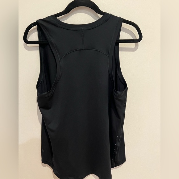 ⭐️ CRZ YOGA Ultralight Hip Length Racerback Tank - Picture 6 of 6